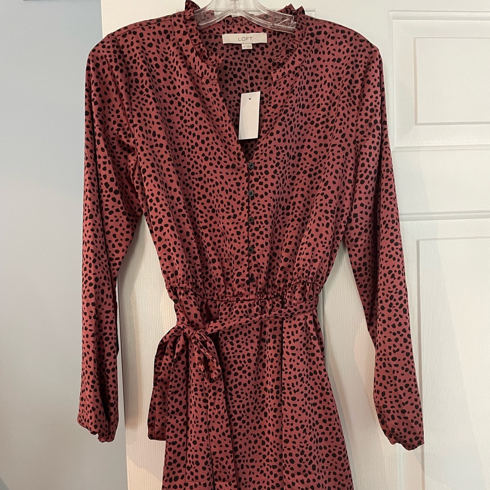 NWT LOFT pink leopard satin tie waist dress.  Size small.  Front button detail